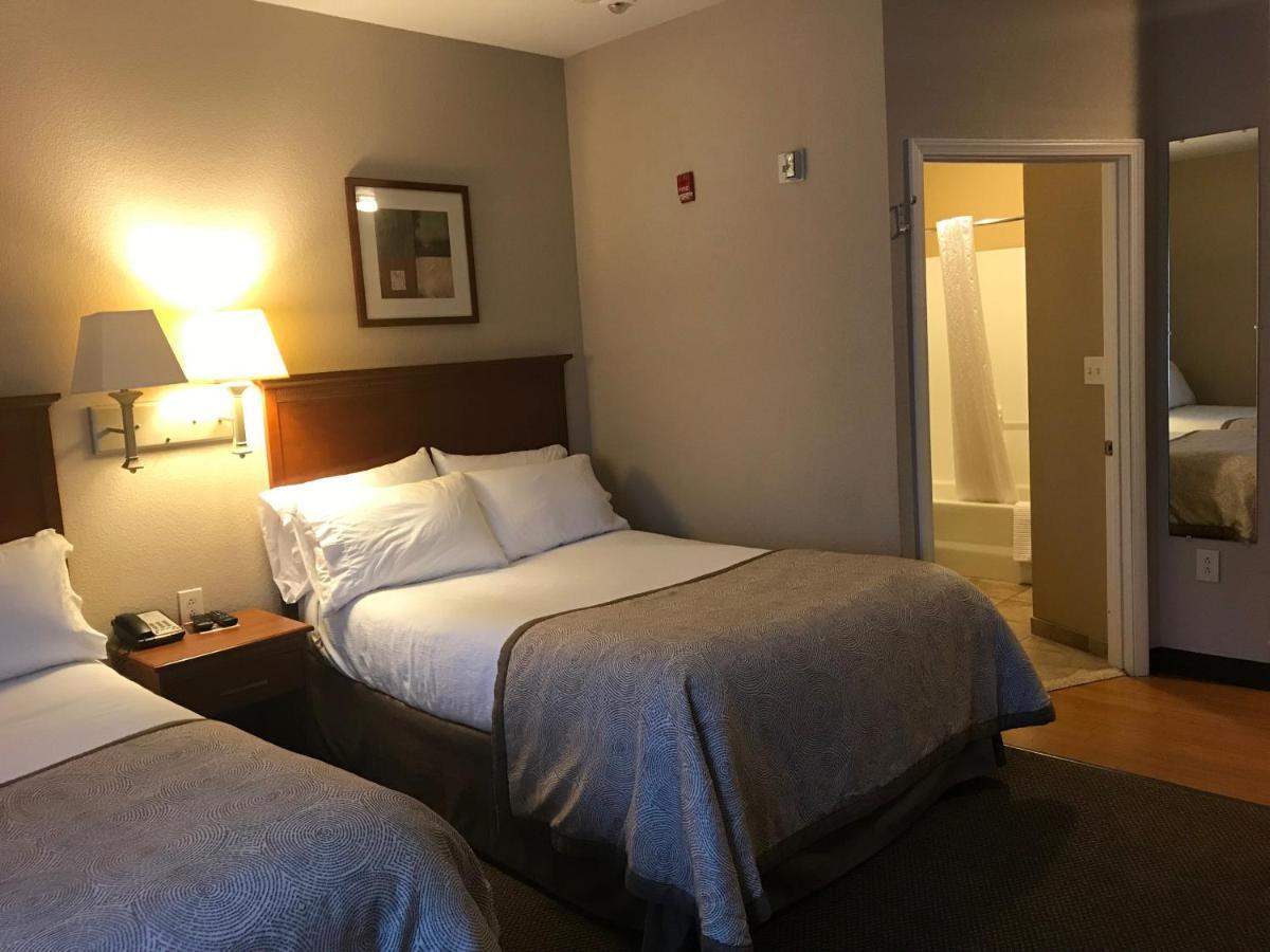 Candlewood Suites Kansas City Airport Exteriér fotografie